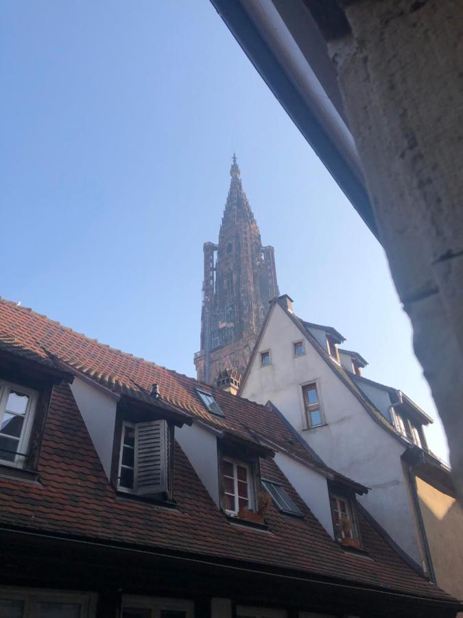 Carpe Diem Home - Au Pied De La Cathedrale Strasbourg Bagian luar foto